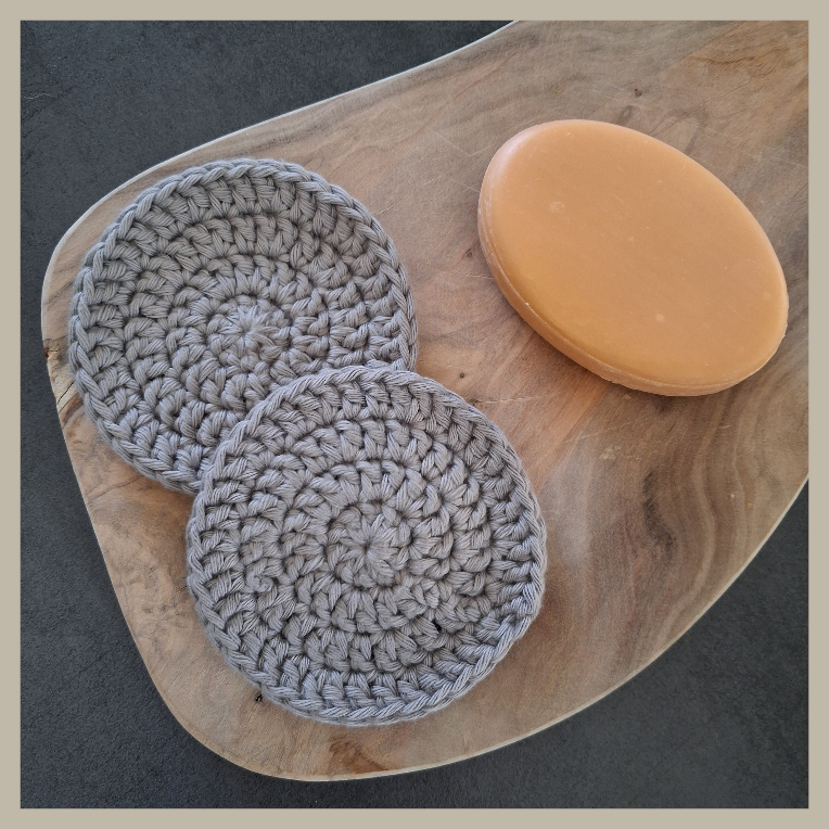 wasbare wattenschijfjes van katoen in grijs