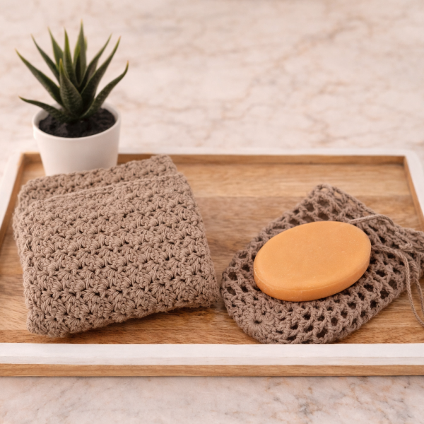 gehaakt-doekje-met-gehaakt-zeepnetje-recycled-katoen